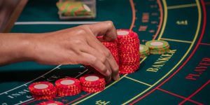 Hướng dẫn cách chơi Baccarat dành cho người mới